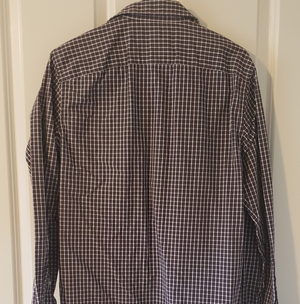 Button up - Picture 3 of 3